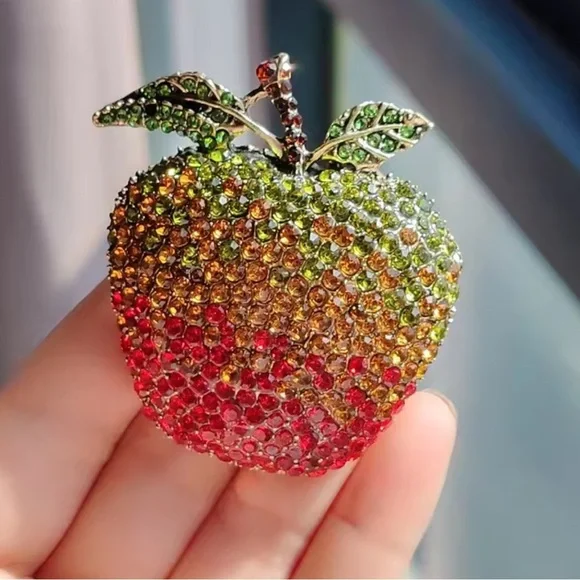 Betsey Johnson Apple Green Red Crystal Brooch - Picture 4 of 9